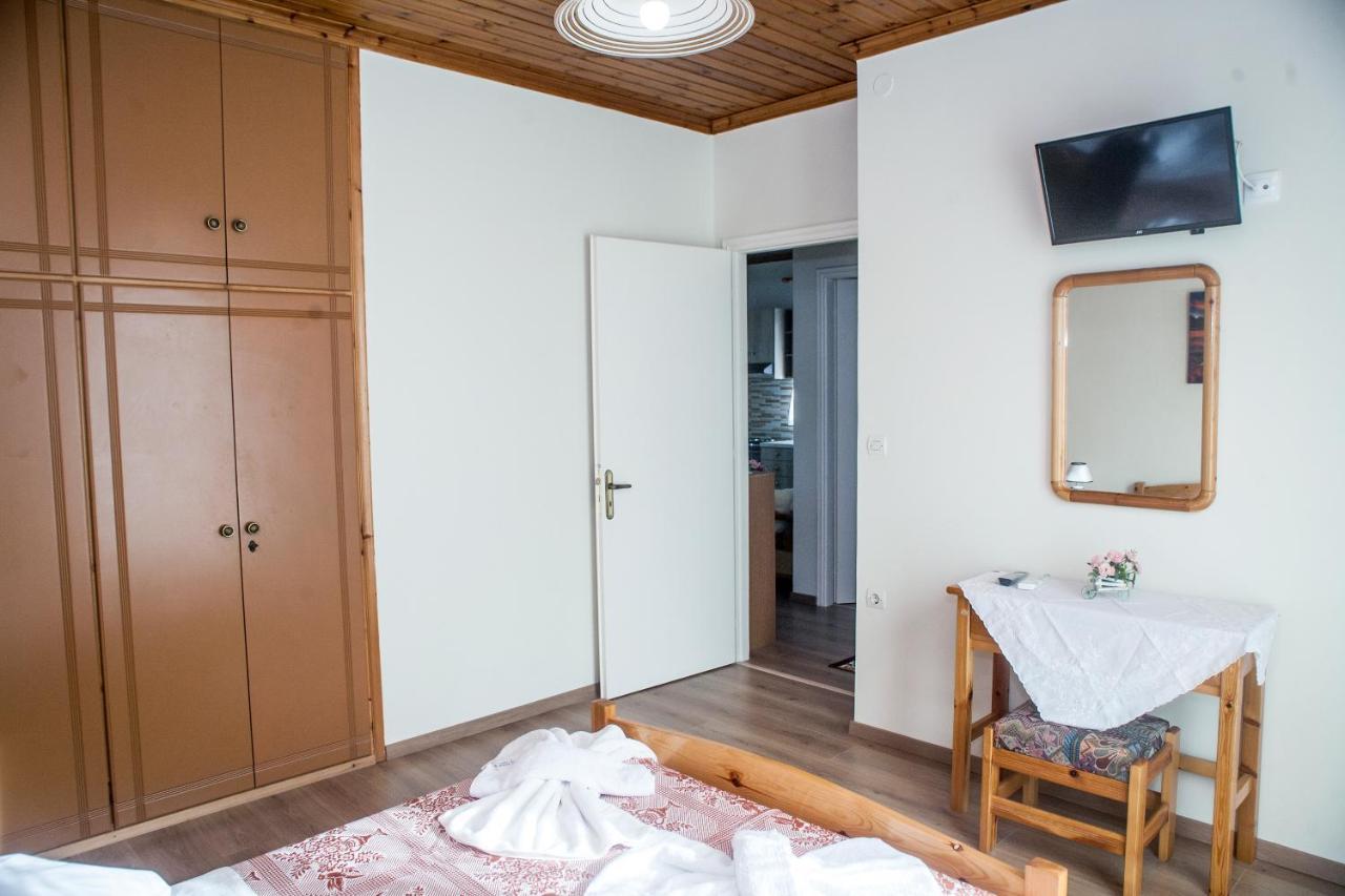 Casa Serena Asprogerakata Luaran gambar